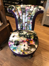 Load image into Gallery viewer, Plush Velvet Chair